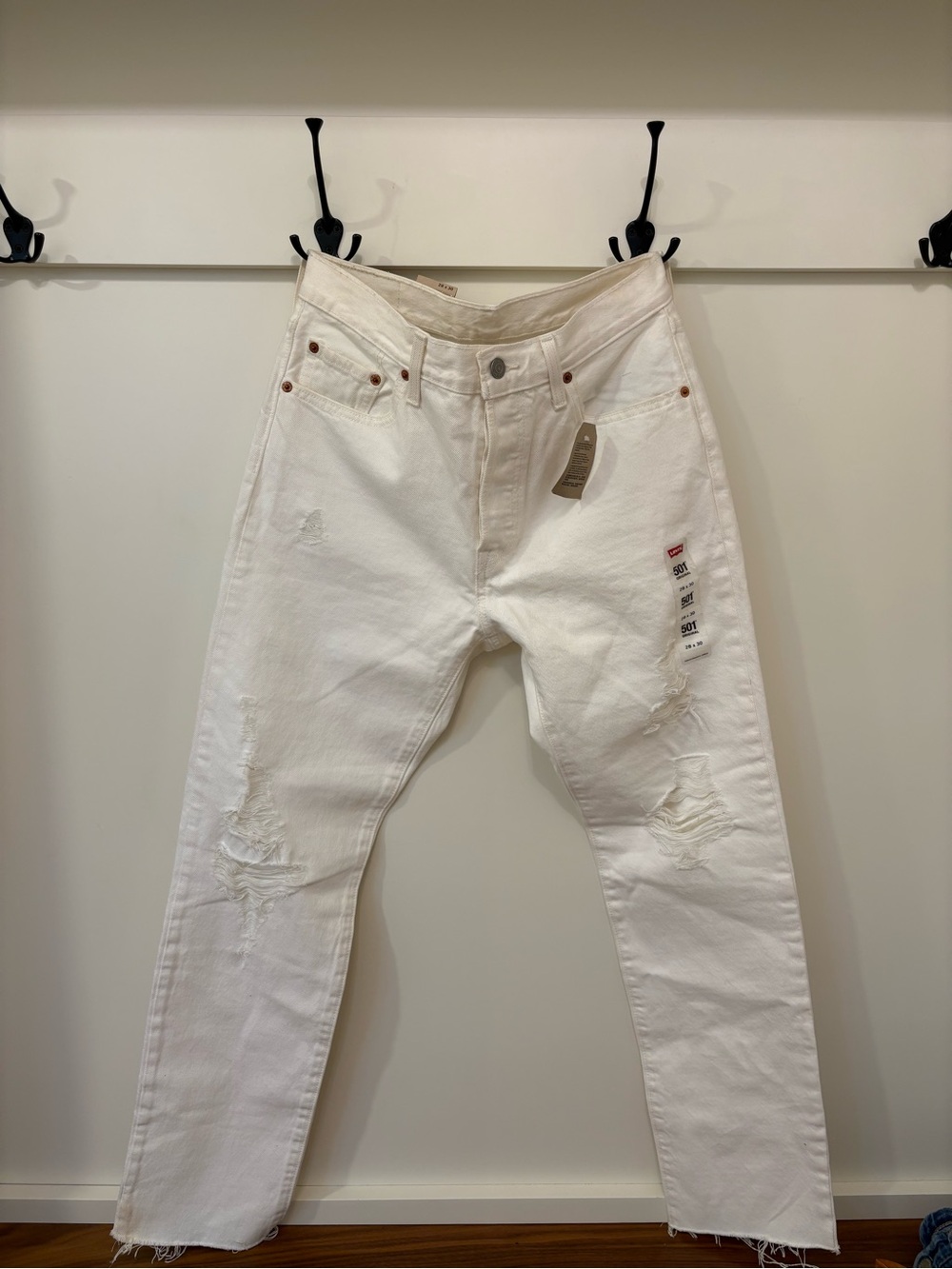 Levi's White Distressed Relaxed Jeans